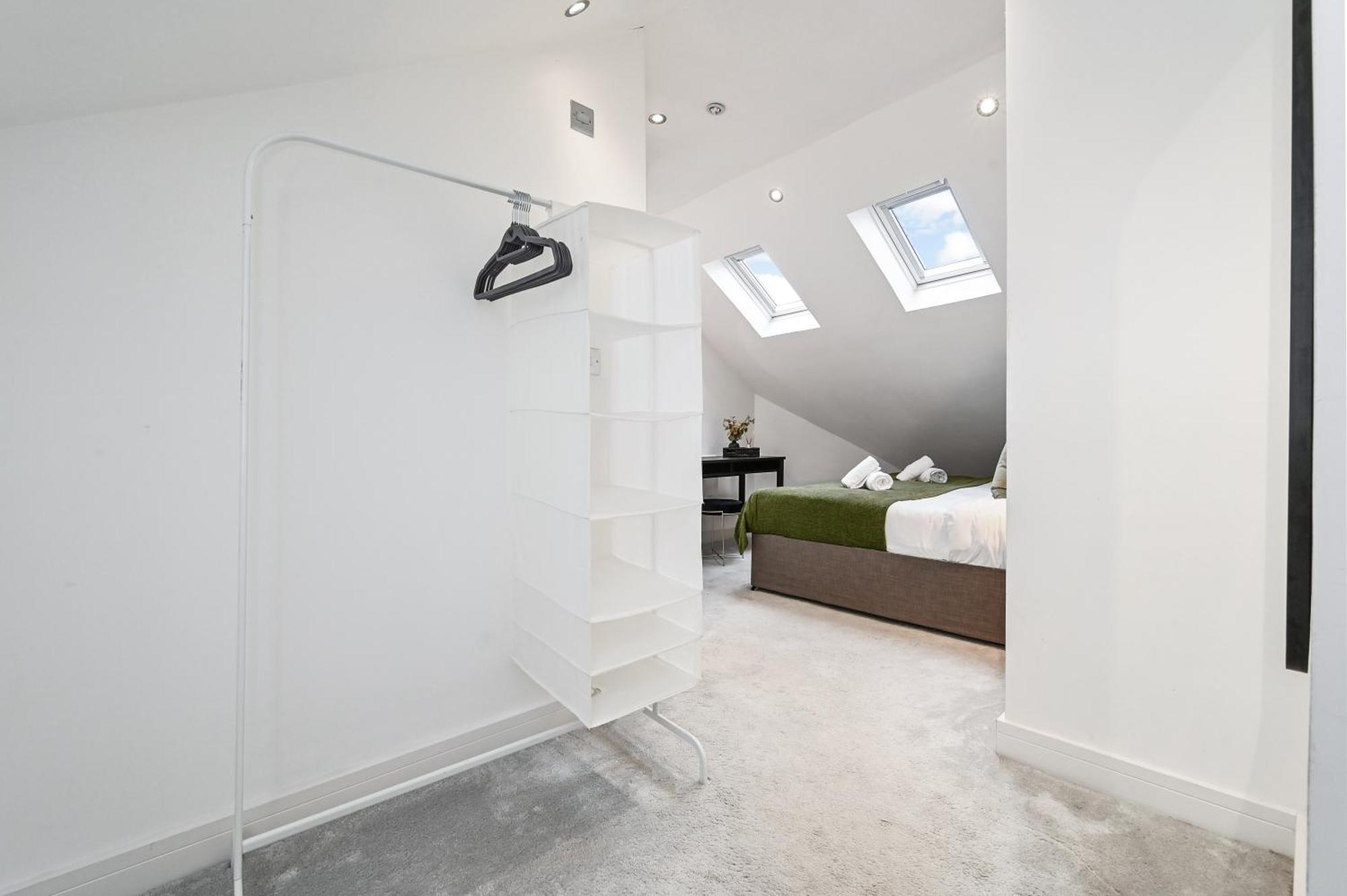 Family 1 Bed Apt Near Cardiff City Centre, Free Parking, Quiet, Secure Neighbourhood Ngoại thất bức ảnh